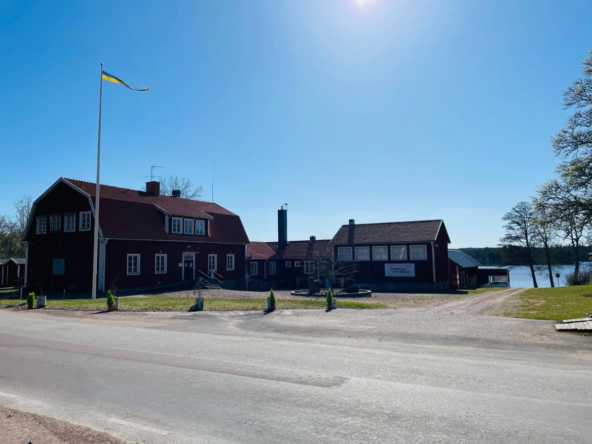 Trehoerna Waerdhus & Vandrarhem Trehorna Esterno foto