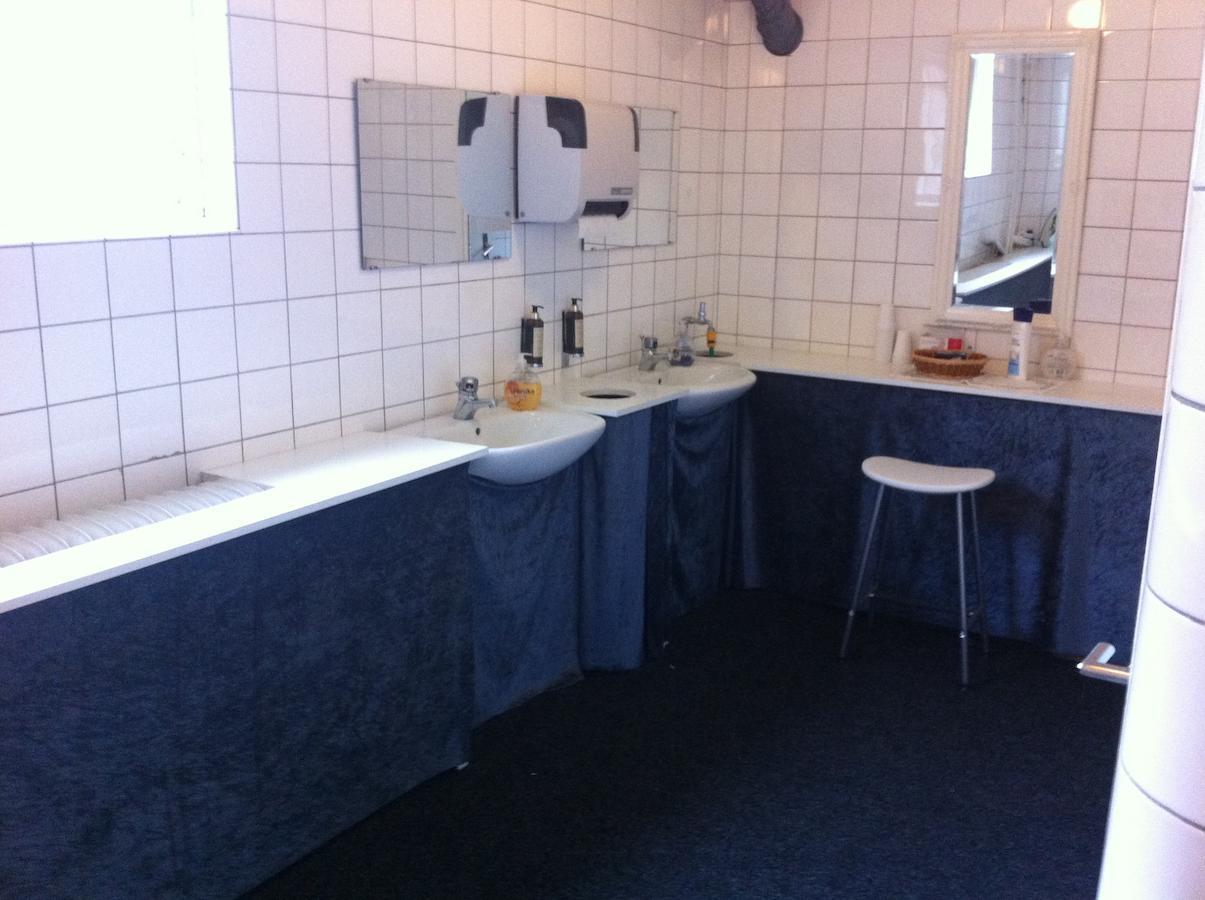 Trehoerna Waerdhus & Vandrarhem Trehorna Esterno foto